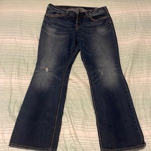 Silver Jean Co. Suki Size 18R slightly distressed
